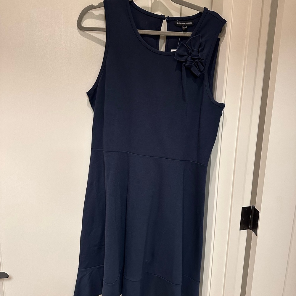 NWT Banana Republic navy jersey dress.